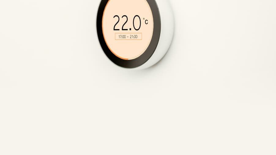 Air conditioning thermostat set to 22 degrees